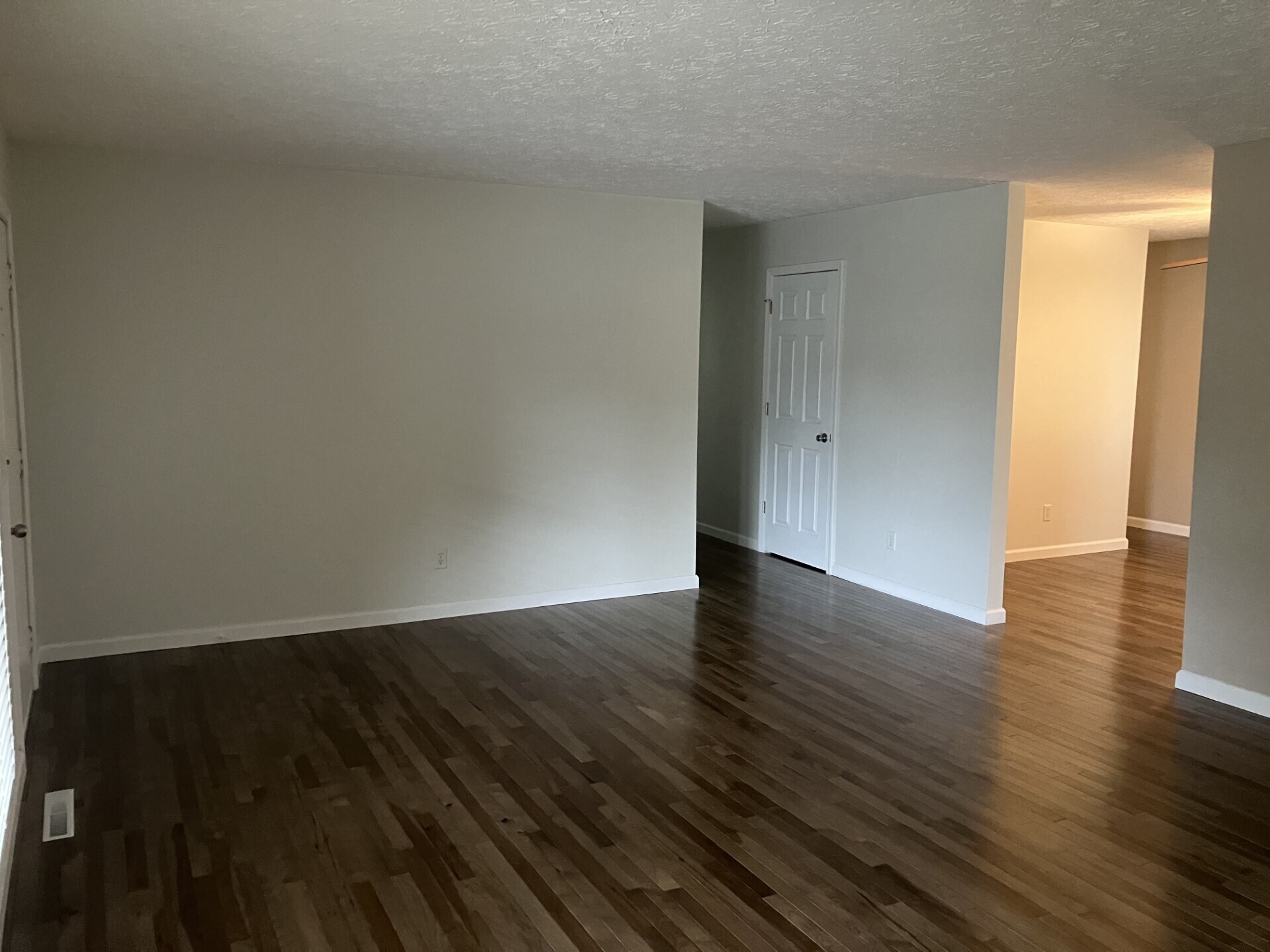 living room 2 - 144 Brentwood Dr