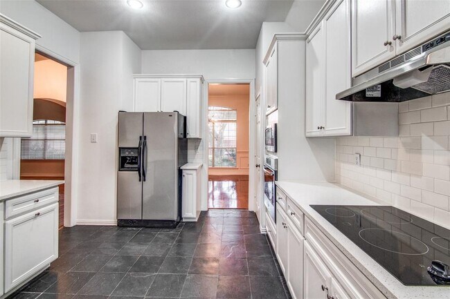 Building Photo - 6333 Westblanc Dr