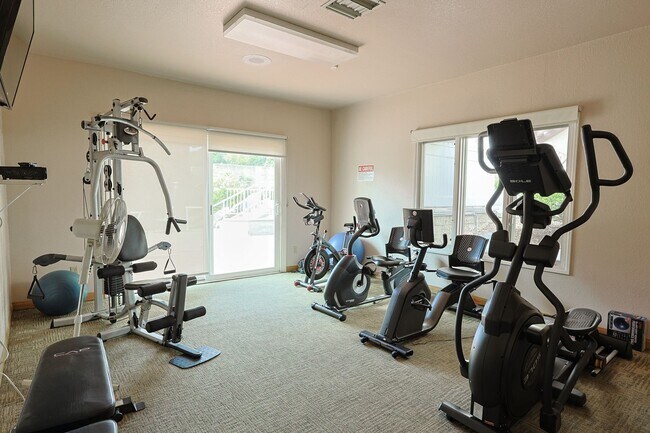 Building Photo - Beautiful 2 Bed, 2 Bath Condo in 62+ Community – Furnished or Unfurnished