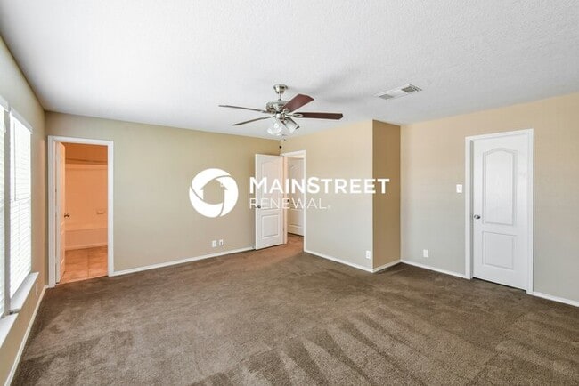 Building Photo - 3 Bedroom Pet-Friendly Home in San Antonio...