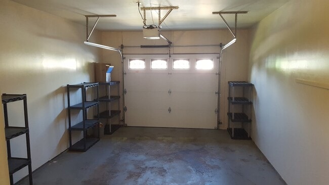 Building Photo - 114 Wright Dr