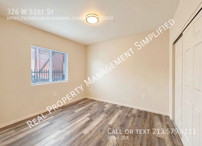 Building Photo - 326 W 51st St