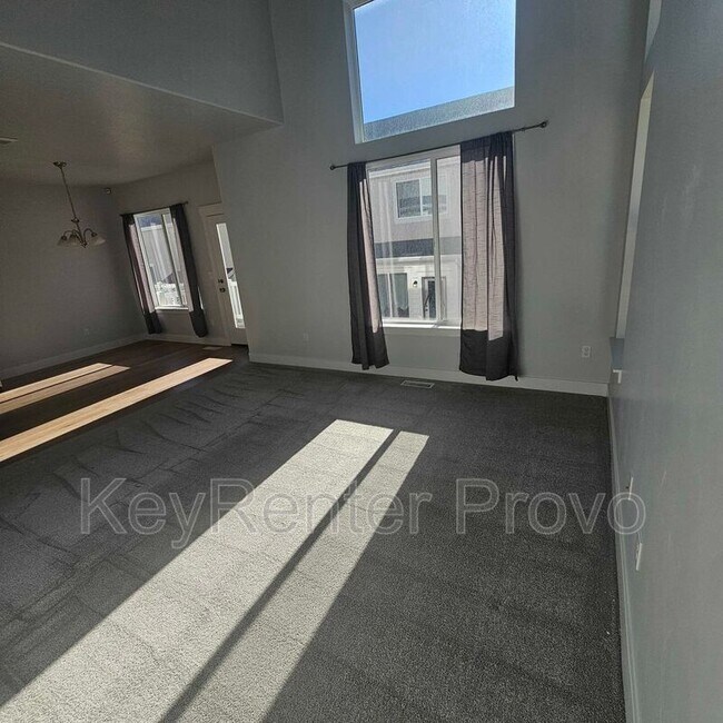 Building Photo - 1297 Dawes Wy