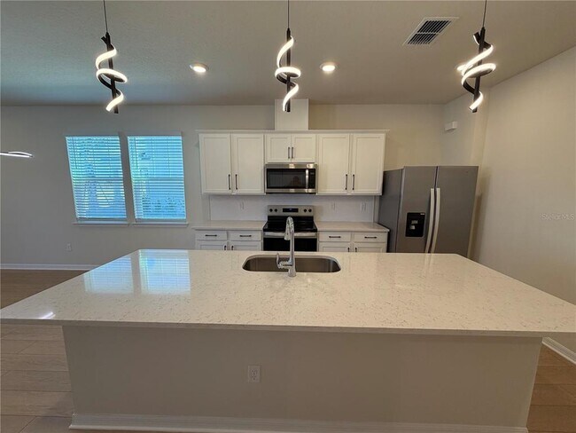 Building Photo - 6346 Tabebuia Pkwy