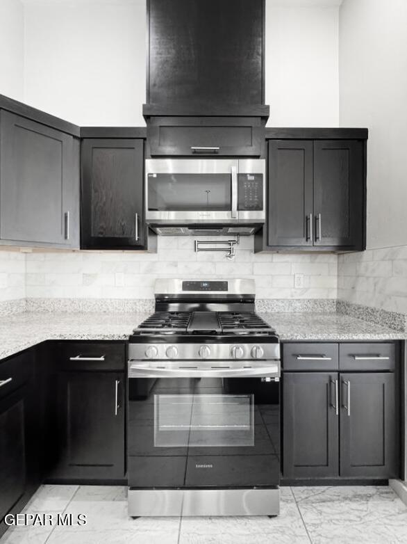 Building Photo - 12622 Amesbury