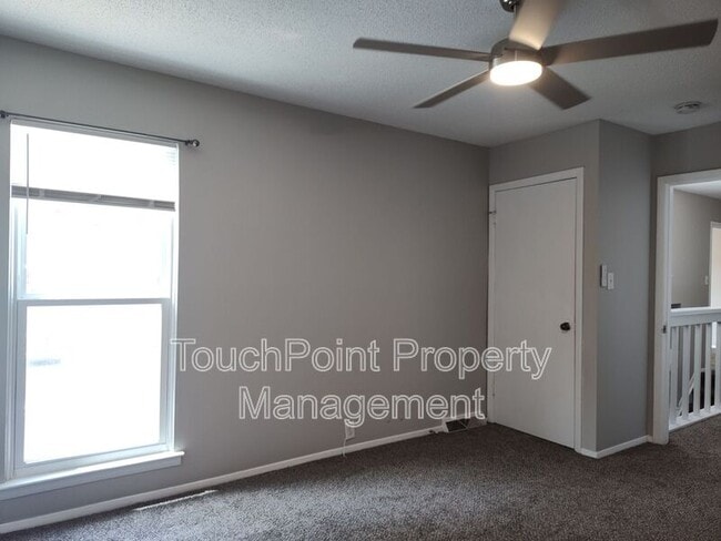 Building Photo - 7001 Stonington Ln