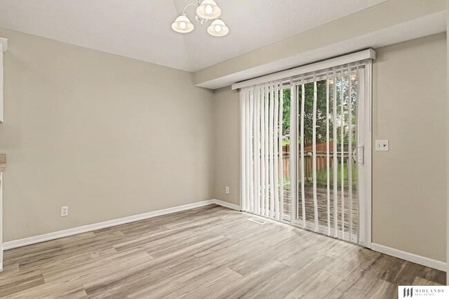 Building Photo - 15613 Timberlane Dr
