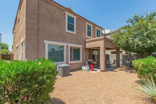 Building Photo - STUNNING 2 story home in Mesa! Plenty of s...