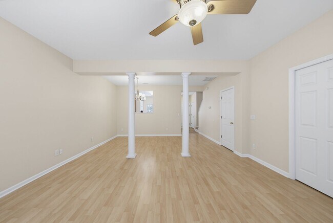 Building Photo - 106 Anterbury Dr