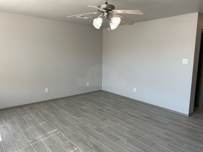 Building Photo - 5308 Birmingham Cir