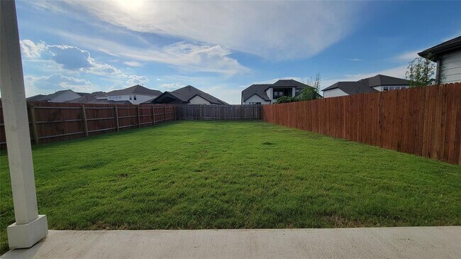 Building Photo - 217 Redonda Dr