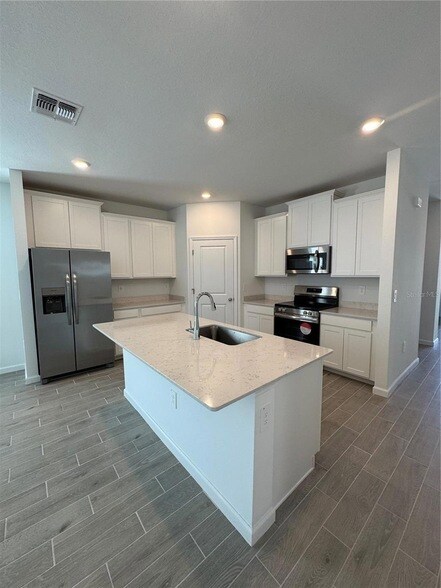 Building Photo - 6626 SW 89th Ln