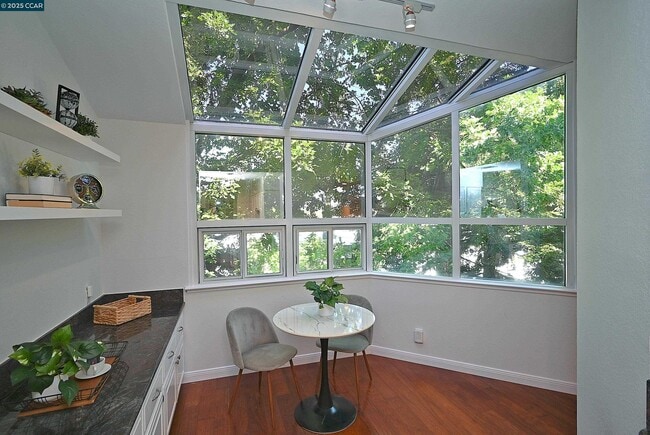 Building Photo - 3279 Mt Diablo Ct