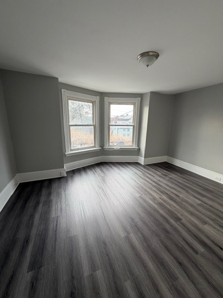 Building Photo - 409 S Shippen St