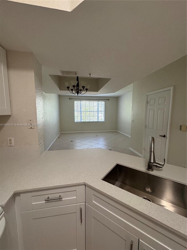 Building Photo - 775 SW 148th Ave