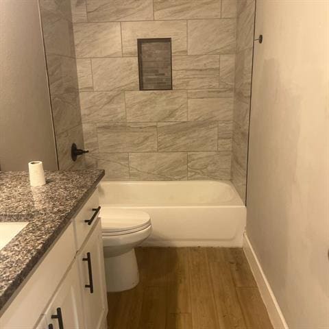 Building Photo - 626 W Florence St