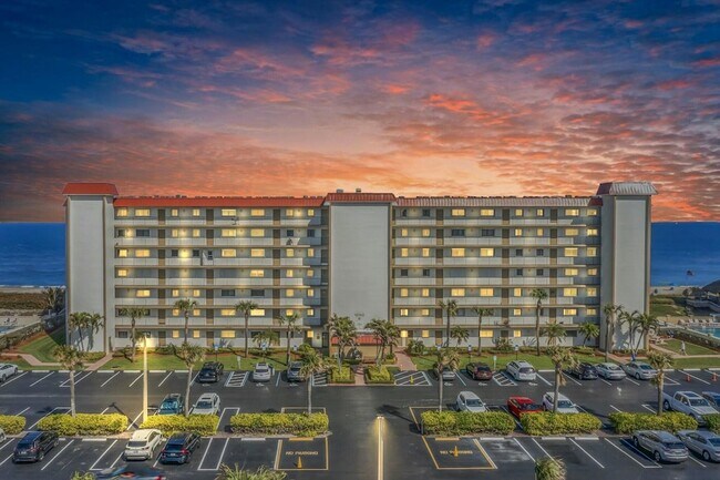 Building Photo - 10152 S Ocean Dr
