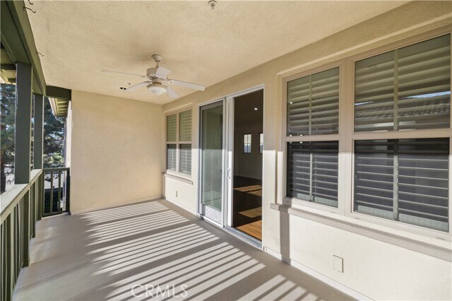 Building Photo - 60 Peony