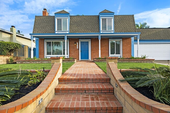 Building Photo - 20152 Redlands Dr