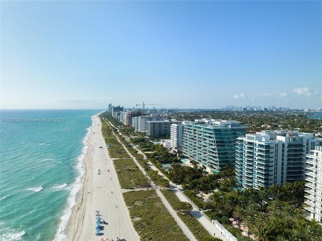 Building Photo - 9349 Collins Ave