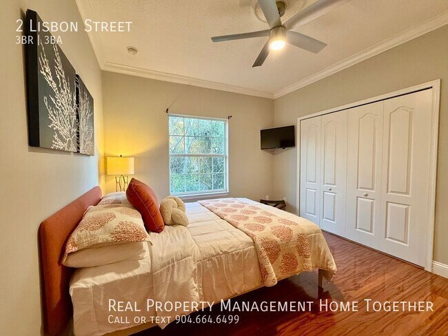 Building Photo - 2 Lisbon St