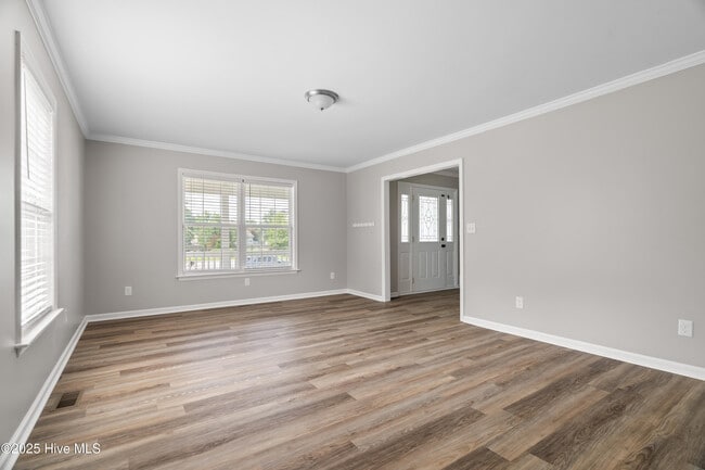 Building Photo - 111 Rockford Ct