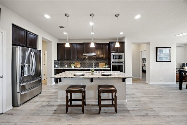 Building Photo - 25619 Poerner Trail