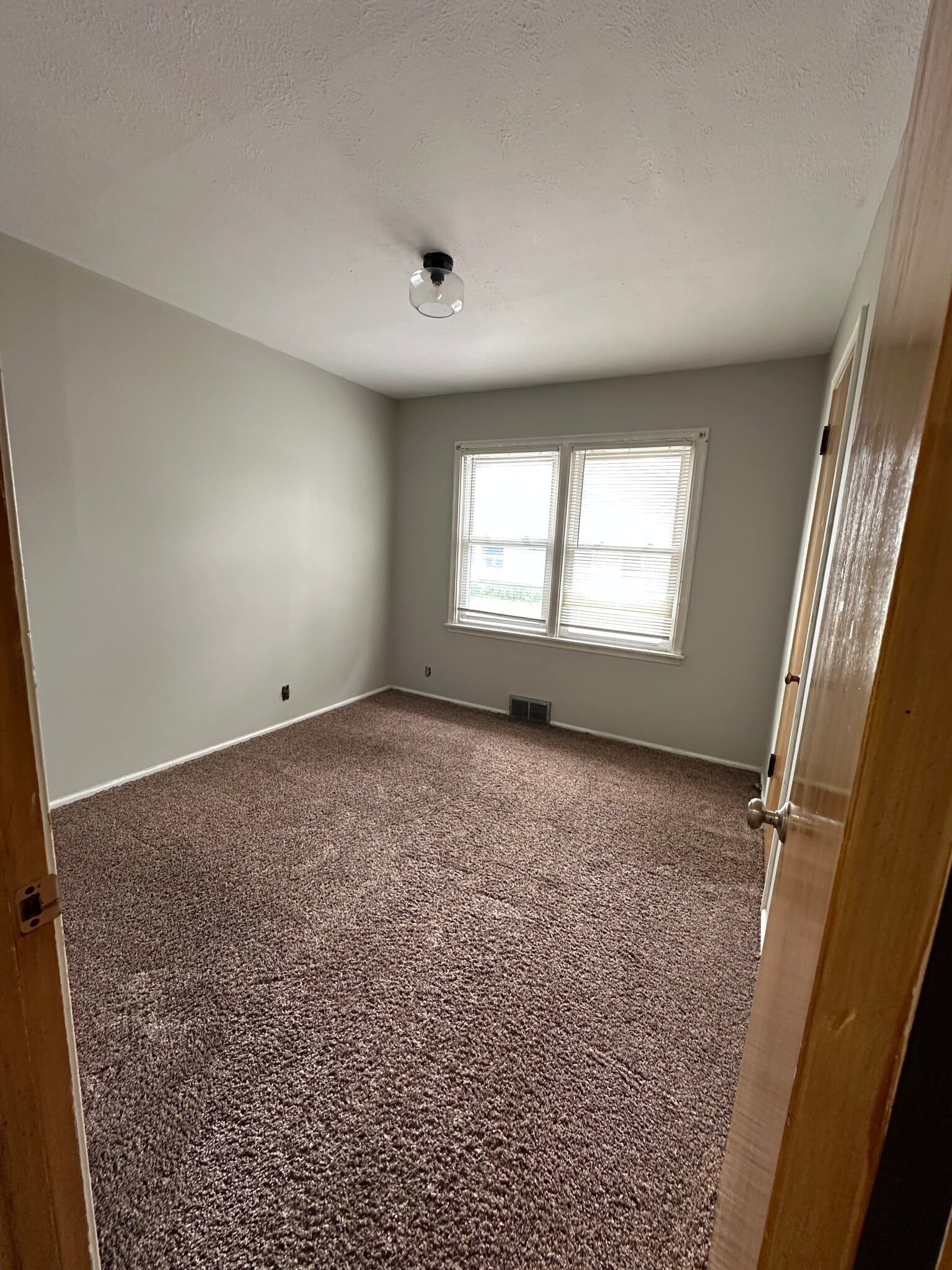 Building Photo - 6338 Nicollet Ave