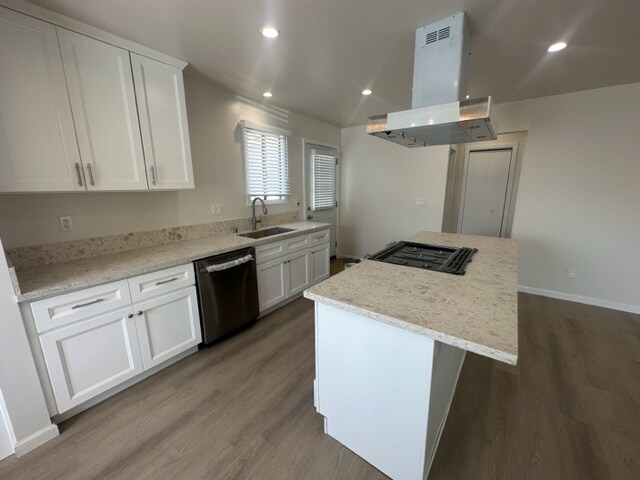 Building Photo - 311 W Newmark Ave