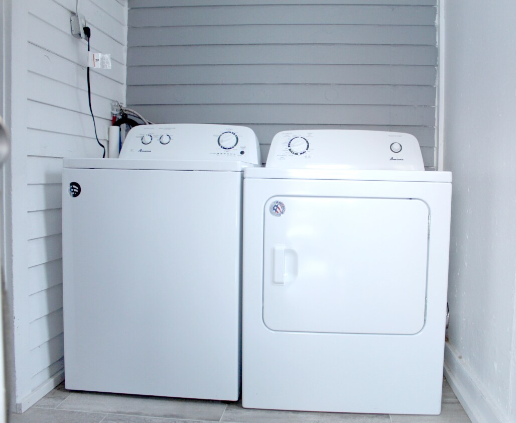 Building Photo - 52 Broome St