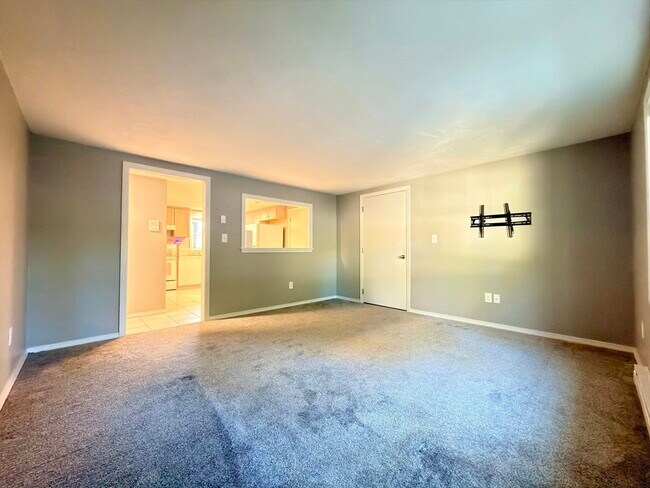 Building Photo - 2 Annaberry Ln