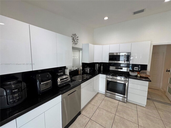 Building Photo - 14849 SW 176th St