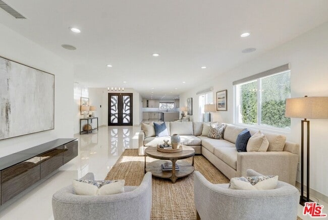 Building Photo - 6243 Berquist Ave