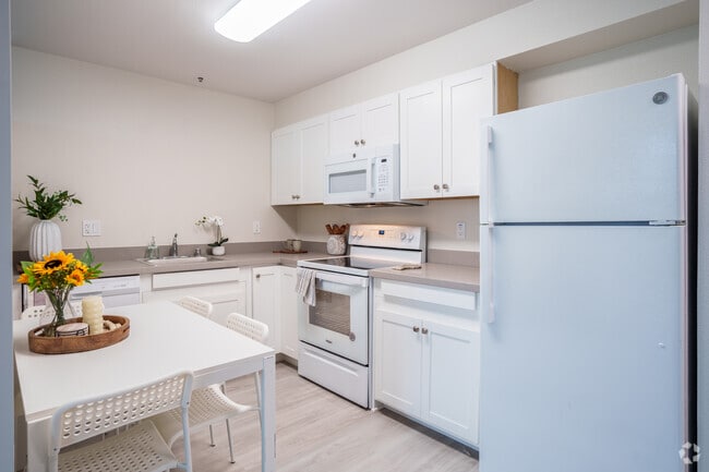Interior Photo - Helios