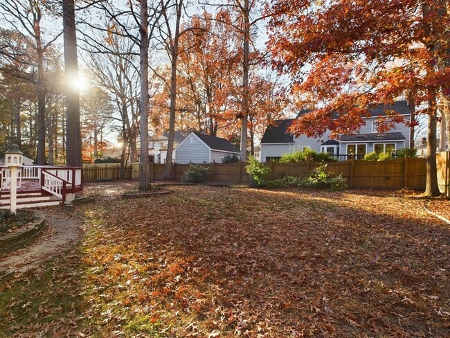 Building Photo - 2824 Hampton Woods Dr