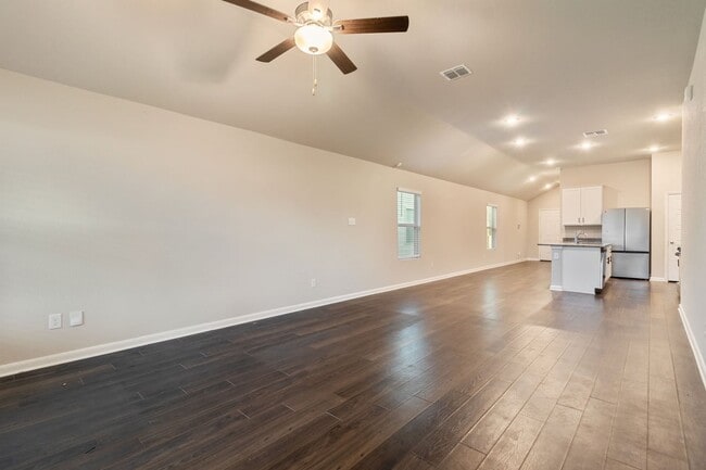 Building Photo - 13630 Mineral Wl