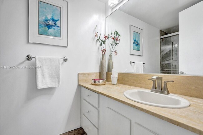 Building Photo - 1201 S Ocean Dr