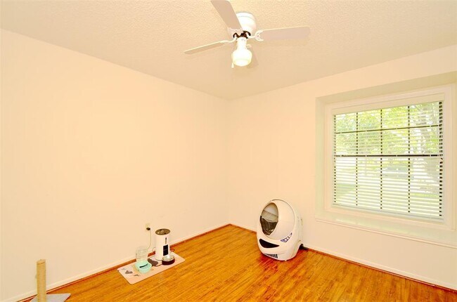 Building Photo - 3307 Long Hollow Ct