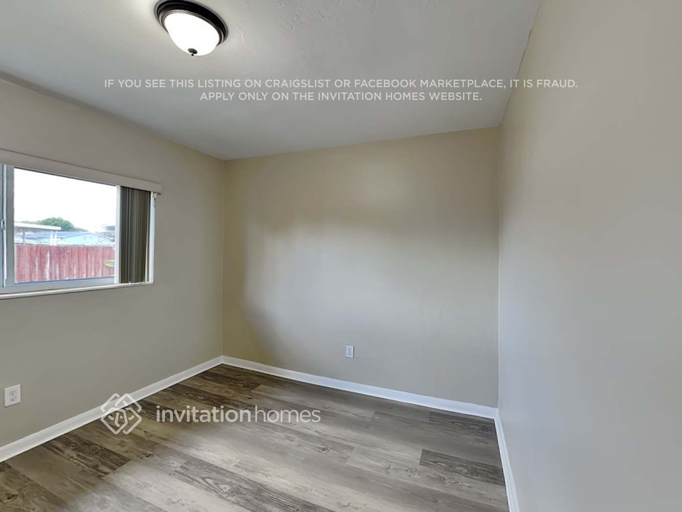 Building Photo - 2620 SW 121st Ave