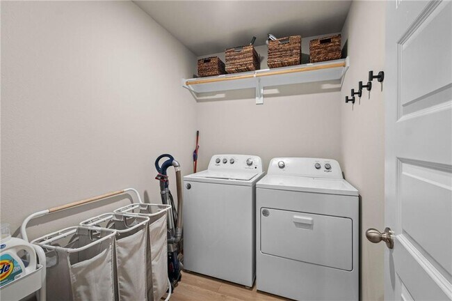 Building Photo - 2219 S 9th St