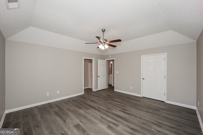 Building Photo - 426 Pecan Wood Cir