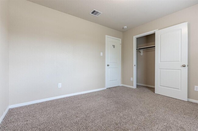 Building Photo - 2906 Iron Range Ct