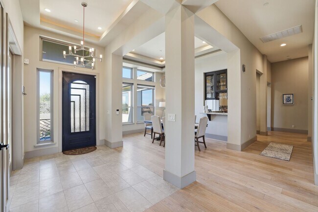 Building Photo - 3813 Calverhall Way