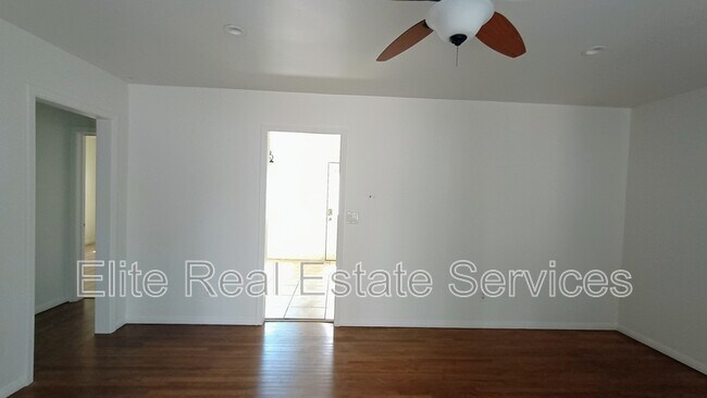 Building Photo - 5130 Savannah St