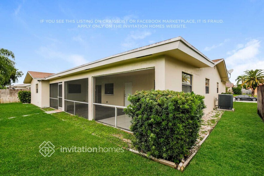 Building Photo - 6700 NW 22nd Ct