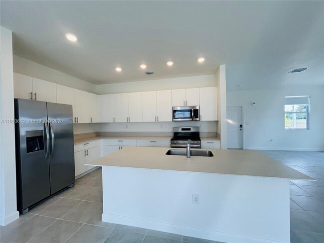 Building Photo - 19404 SW 339th Ter