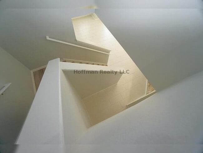 Building Photo - 2 Story Condo in gated community at Schooner Cove