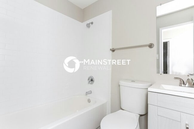Building Photo - 4 Bedroom Pet-Friendly Home in Garland, TX...