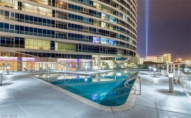 Building Photo - 4525 Dean Martin Dr