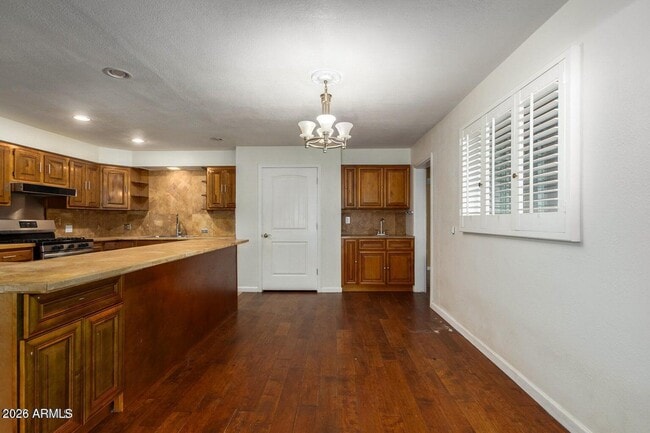 Building Photo - 7340 N 7th Ave